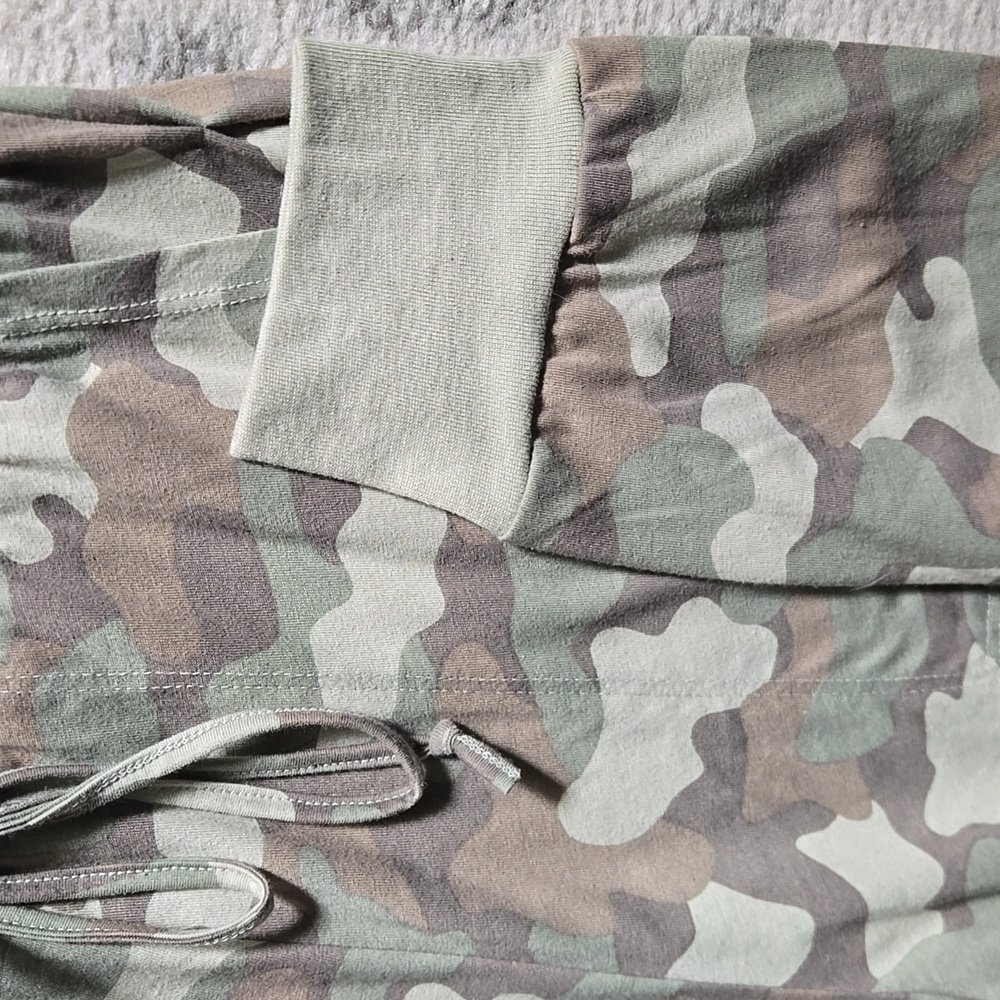 Alternative Light Moss Camo Jumpsuit Sz XS NWT - Picture 7 of 9